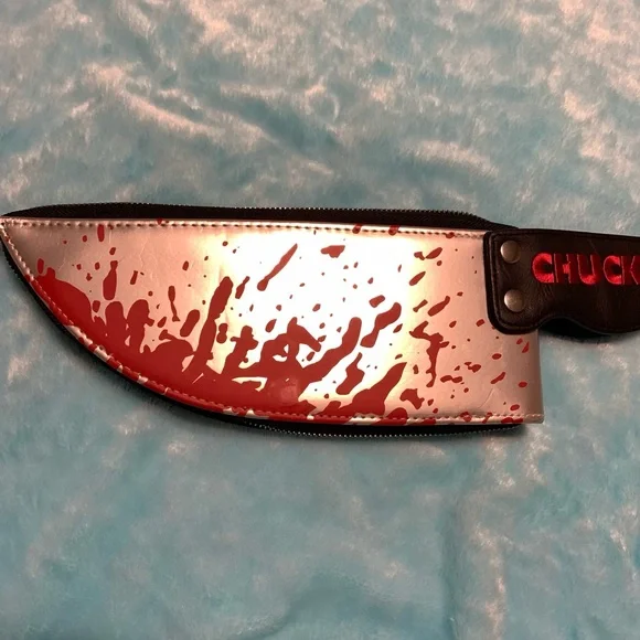 Chucky Knife Purse - Picture 11 of 14